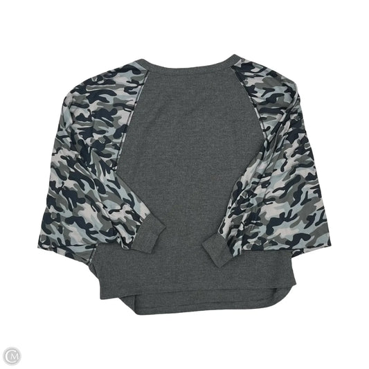 Top Long Sleeve By Clothes Mentor In Camouflage Print, Size: Xl