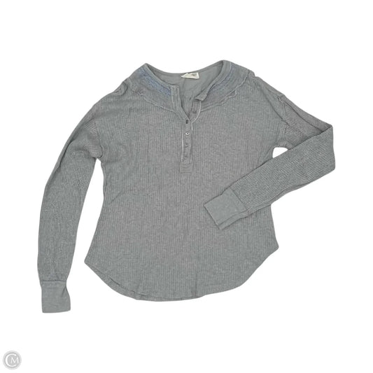 Top Long Sleeve By We The Free In Grey, Size: S