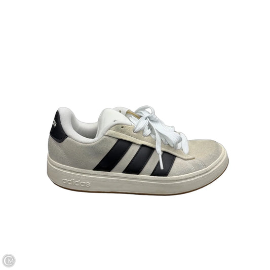 Shoes Sneakers By Adidas In Black & Cream, Size: 9.5