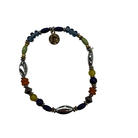 Bracelet Beaded By Clothes Mentor In Multi