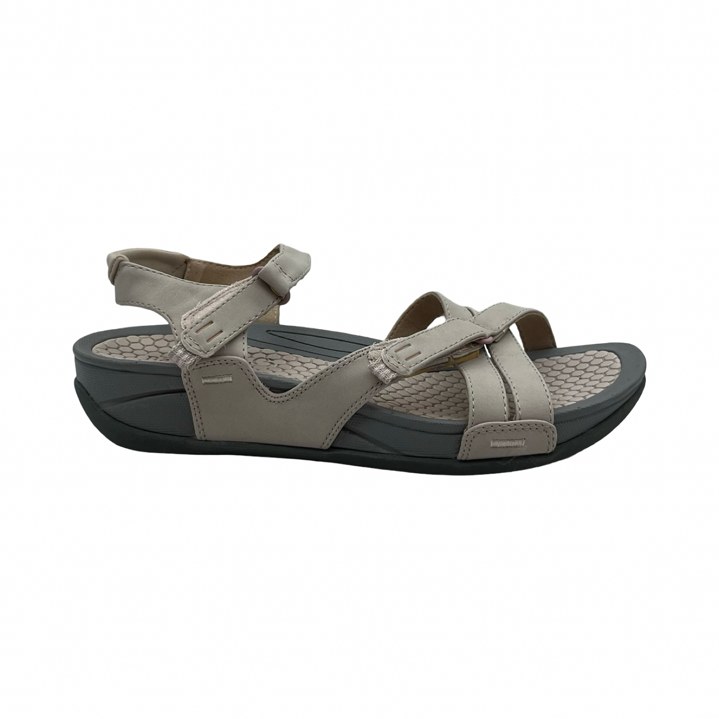 Sandals Flats By Bare Traps In Tan, Size:8