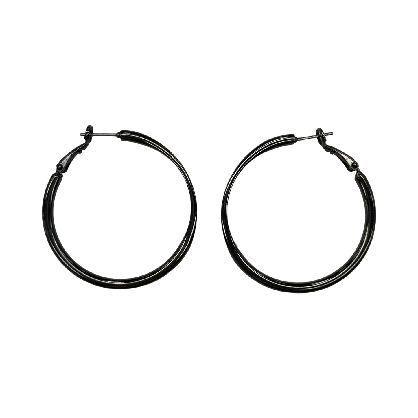 Earrings Hoop By Clothes Mentor In Grey