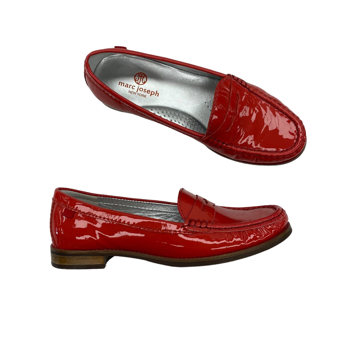 RED SHOES FLATS by CLOTHES MENTOR Size:6.5