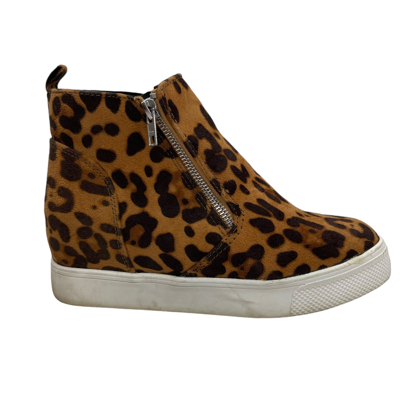 ANIMAL PRINT SHOES SNEAKERS by TIME AND TRU Size:7