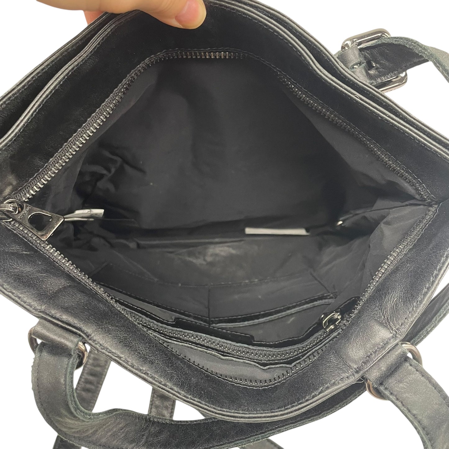 Backpack By Clothes Mentor In Black