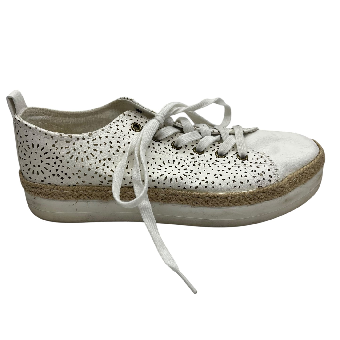 Shoes Sneakers By Maurices In Cream, Size:9