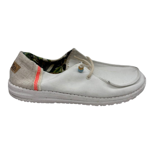 Shoes Flats By Hey Dude In Cream, Size:10