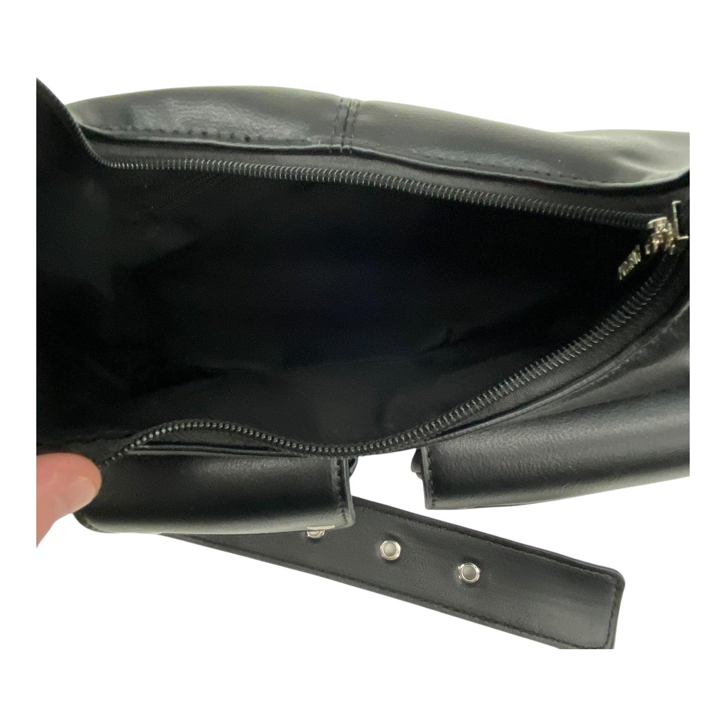 Handbag By Clothes Mentor In Black, Size:Small