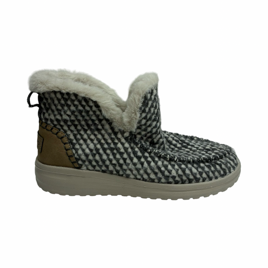 Shoes Flats By Hey Dude In Grey, Size:6