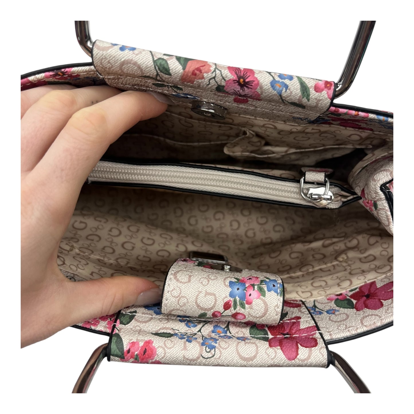 Handbag By Guess In Floral Print, Size:Medium