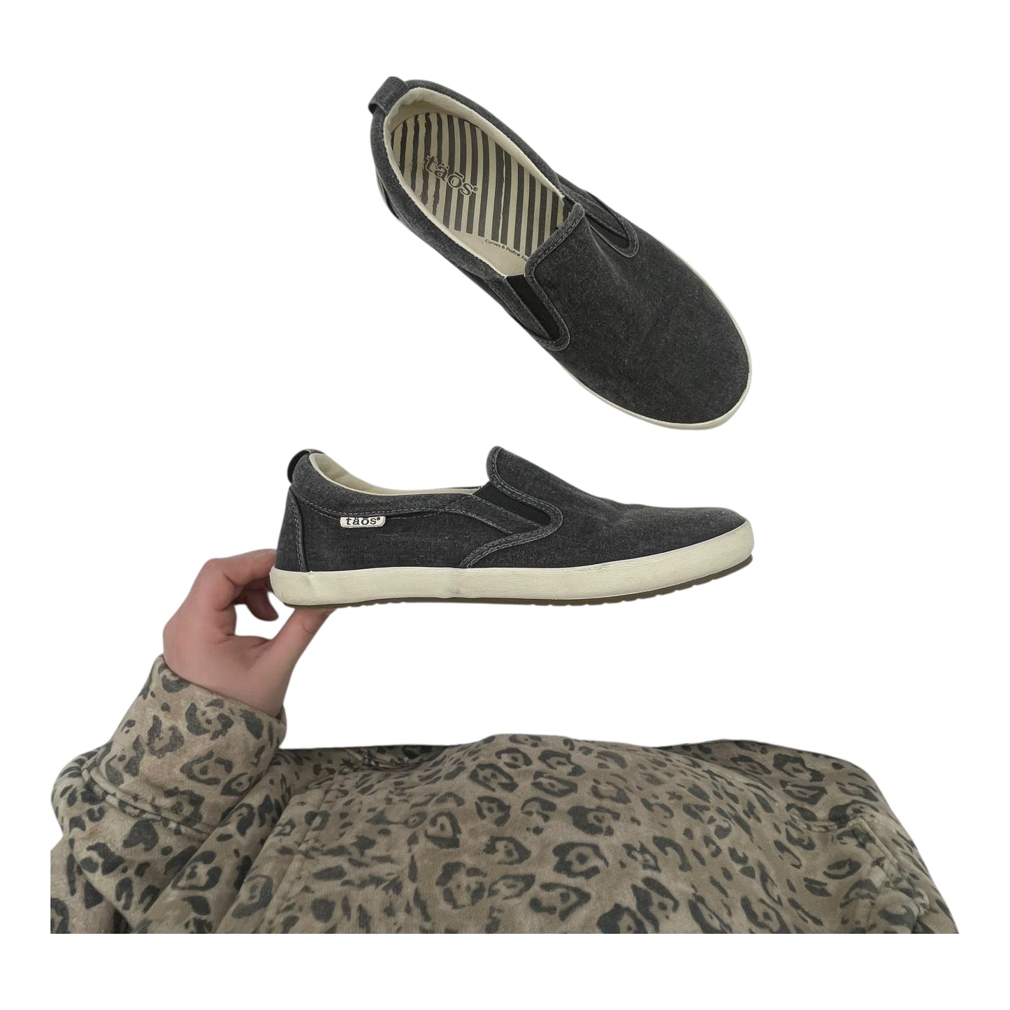 Shoes Flats By Taos In Grey, Size:8.5