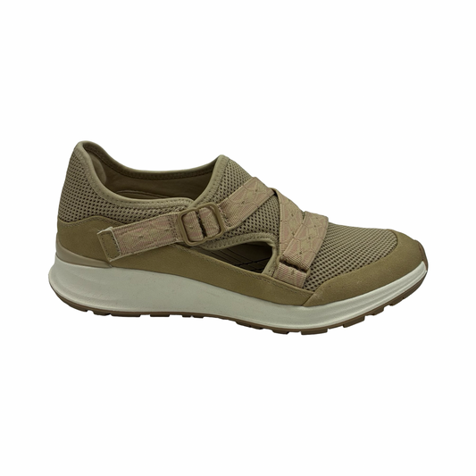 Shoes Sneakers By Bare Traps In Tan, Size:7