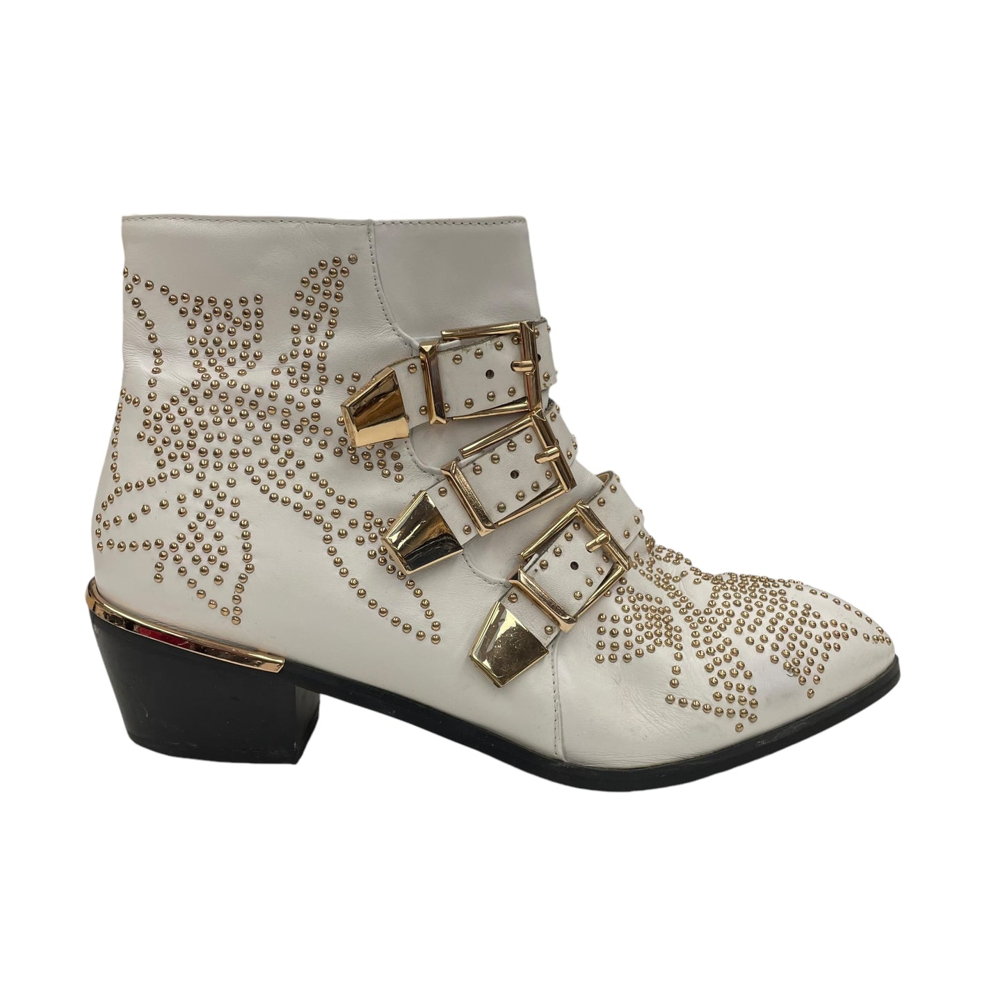 Boots Ankle Heels By Clothes Mentor In Gold & White