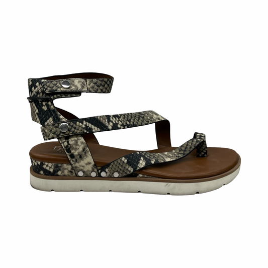 Sandals Flats By Franco Sarto In Snakeskin Print, Size:8.5