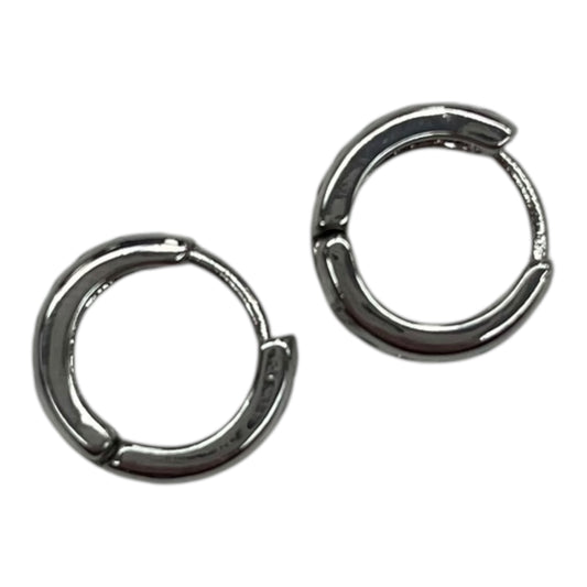 Earrings Hoop By Clothes Mentor In Silver