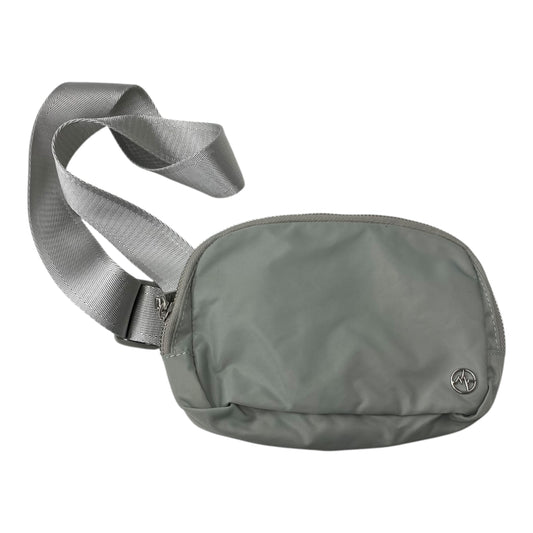 Belt Bag By Clothes Mentor In Grey, Size:Small