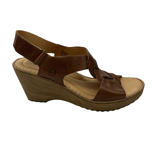 SANDALS HEELS WEDGE By BORN In BROWN, Size:9