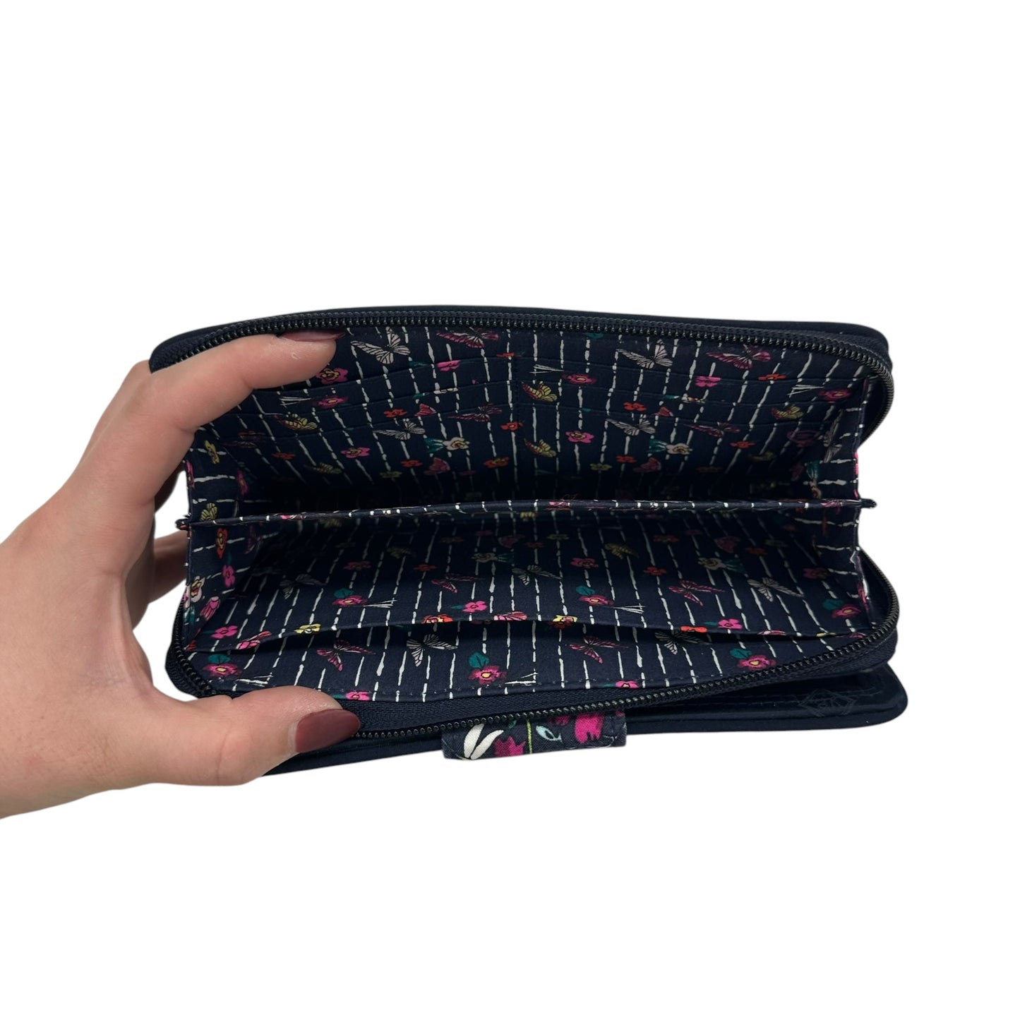 Wallet By Vera Bradley In Floral Print, Size:Medium