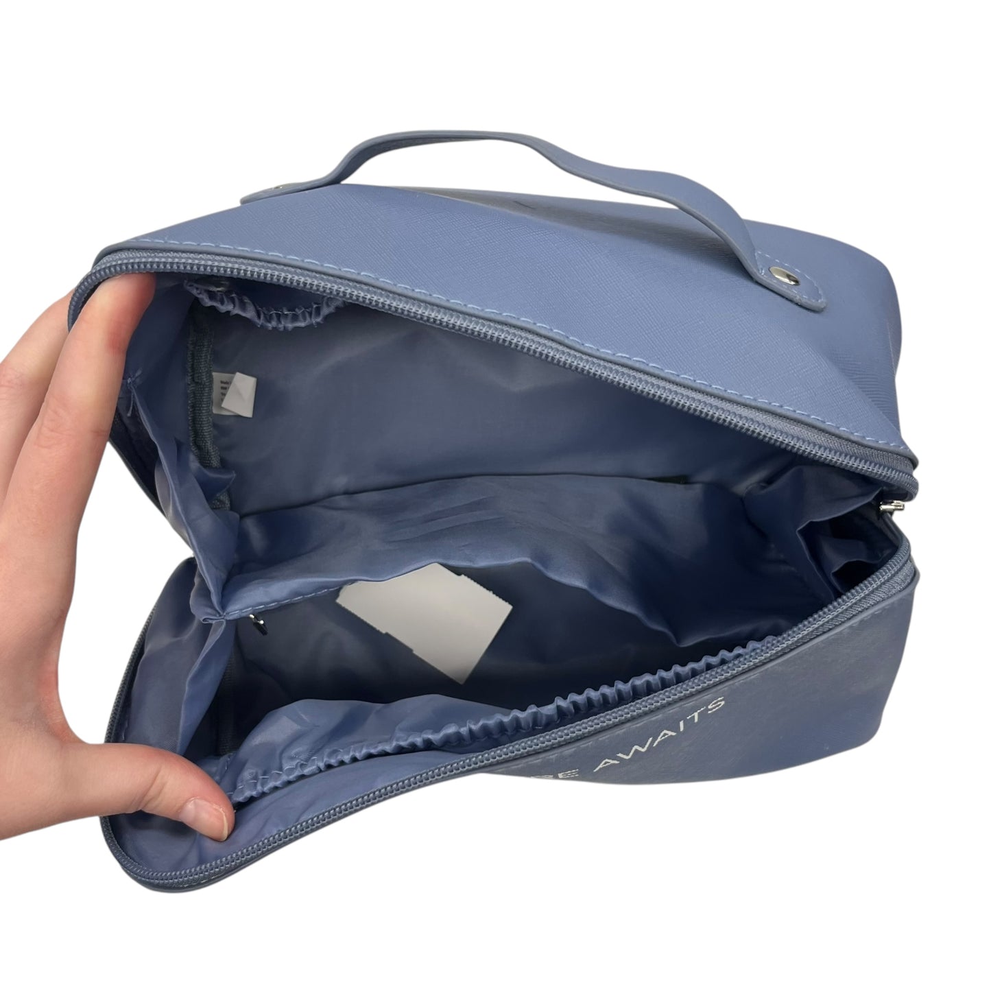 Makeup Bag By Clothes Mentor In Blue, Size:Medium