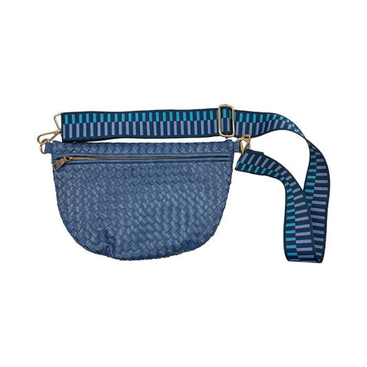Crossbody By Clothes Mentor In Blue, Size:Medium
