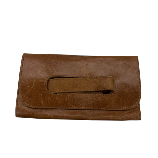 Clutch Leather By Clothes Mentor In Brown, Size:Medium