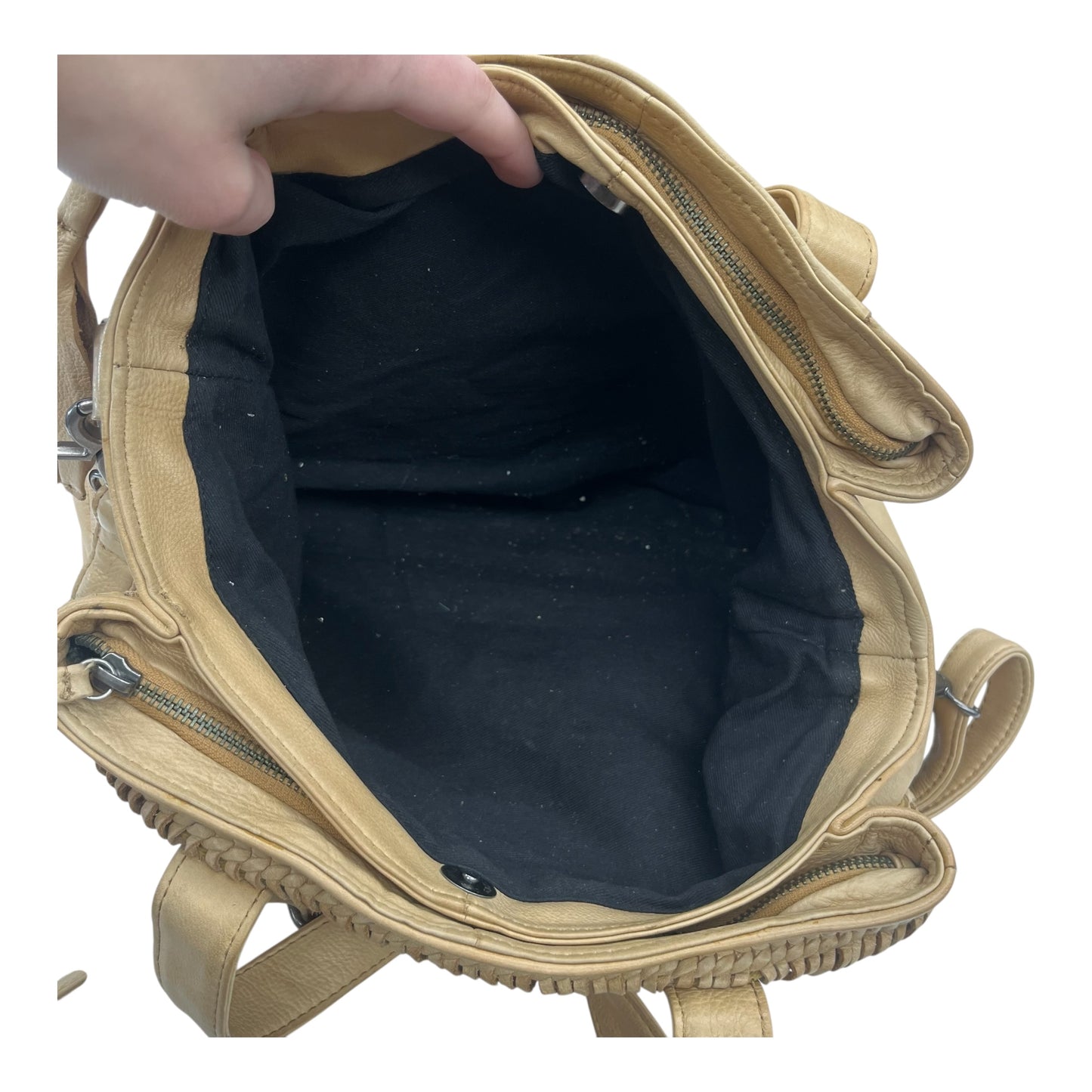 Handbag Leather By Clothes Mentor In Tan, Size:Medium