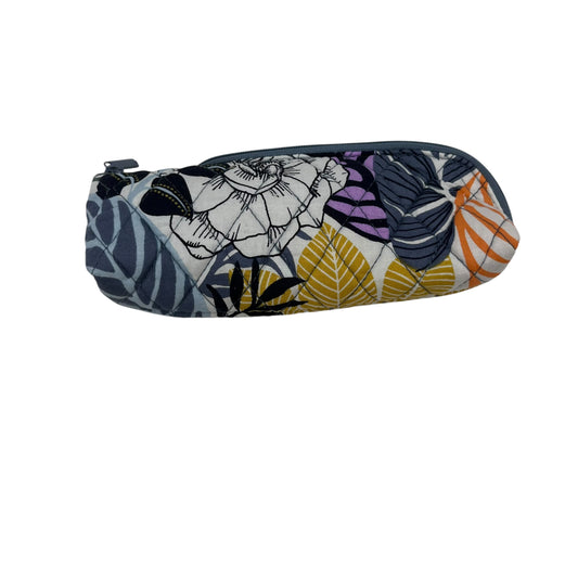 Makeup Bag By Vera Bradley In Grey, Size:Small