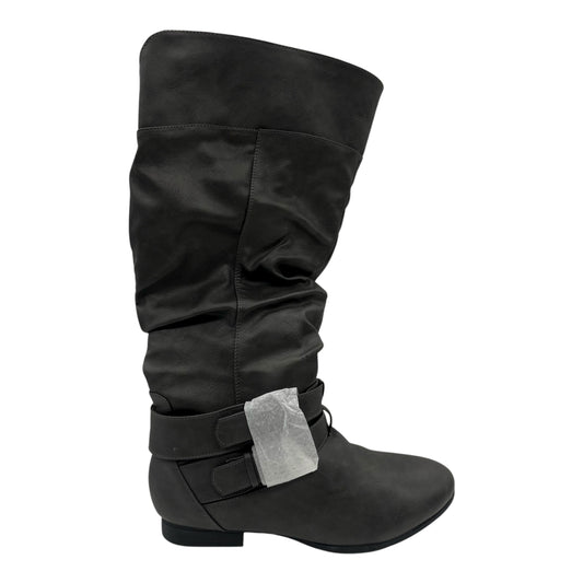 Boots Knee Flats By Cme In Grey, Size:10