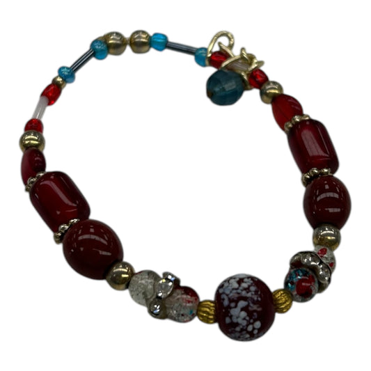 Bracelet Beaded By Clothes Mentor In Red