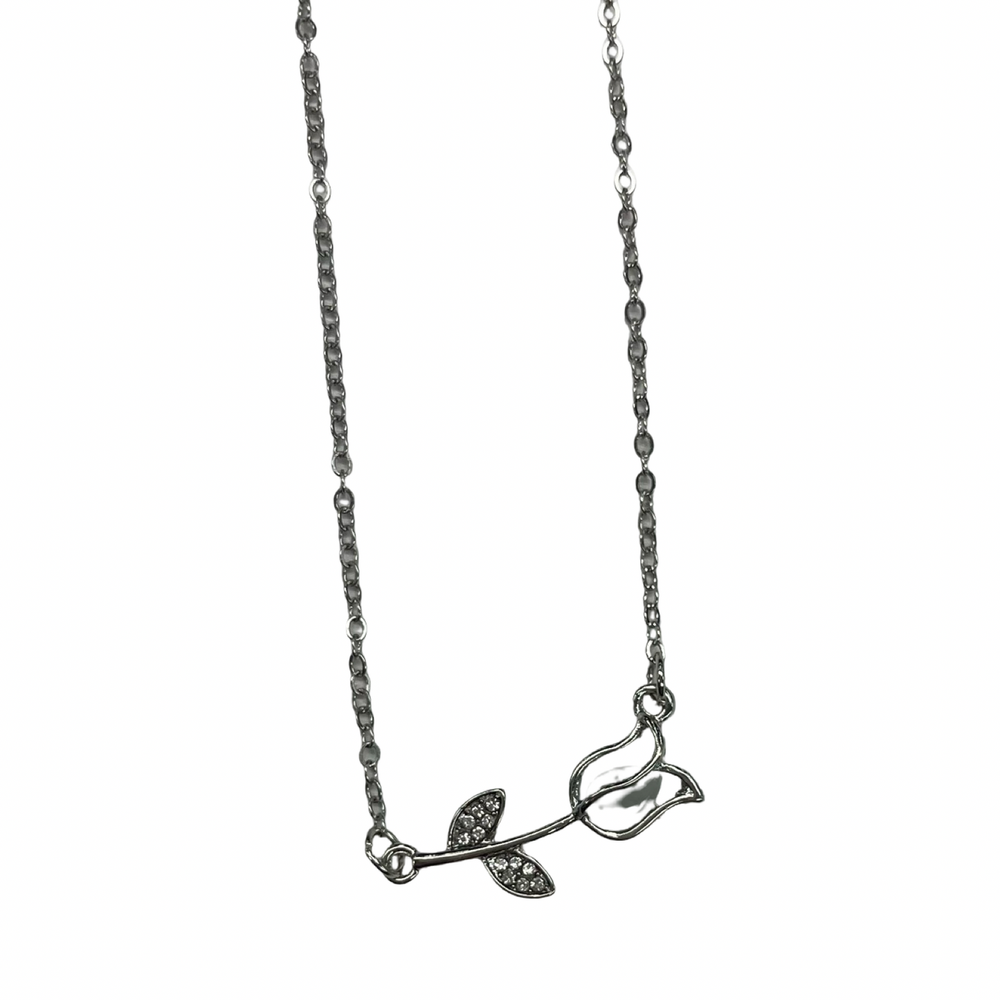 Necklace Pendant By Clothes Mentor In Silver
