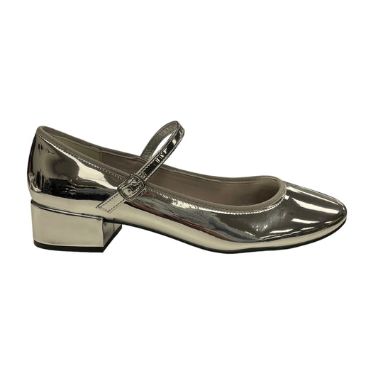 Shoes Flats By Madden Girl In Silver, Size:8L