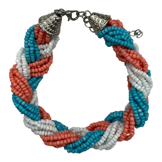 Bracelet Beaded By Clothes Mentor In Blue & Pink