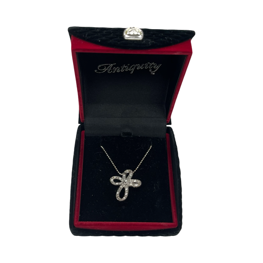 Necklace Pendant By Clothes Mentor In Silver