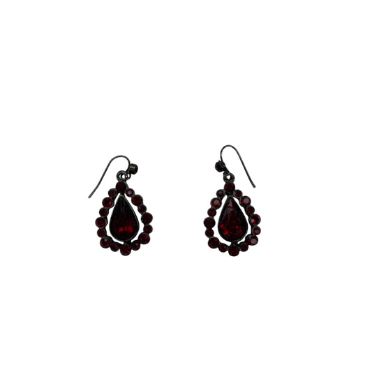 Earrings Dangle/Drop By Cmf In Red
