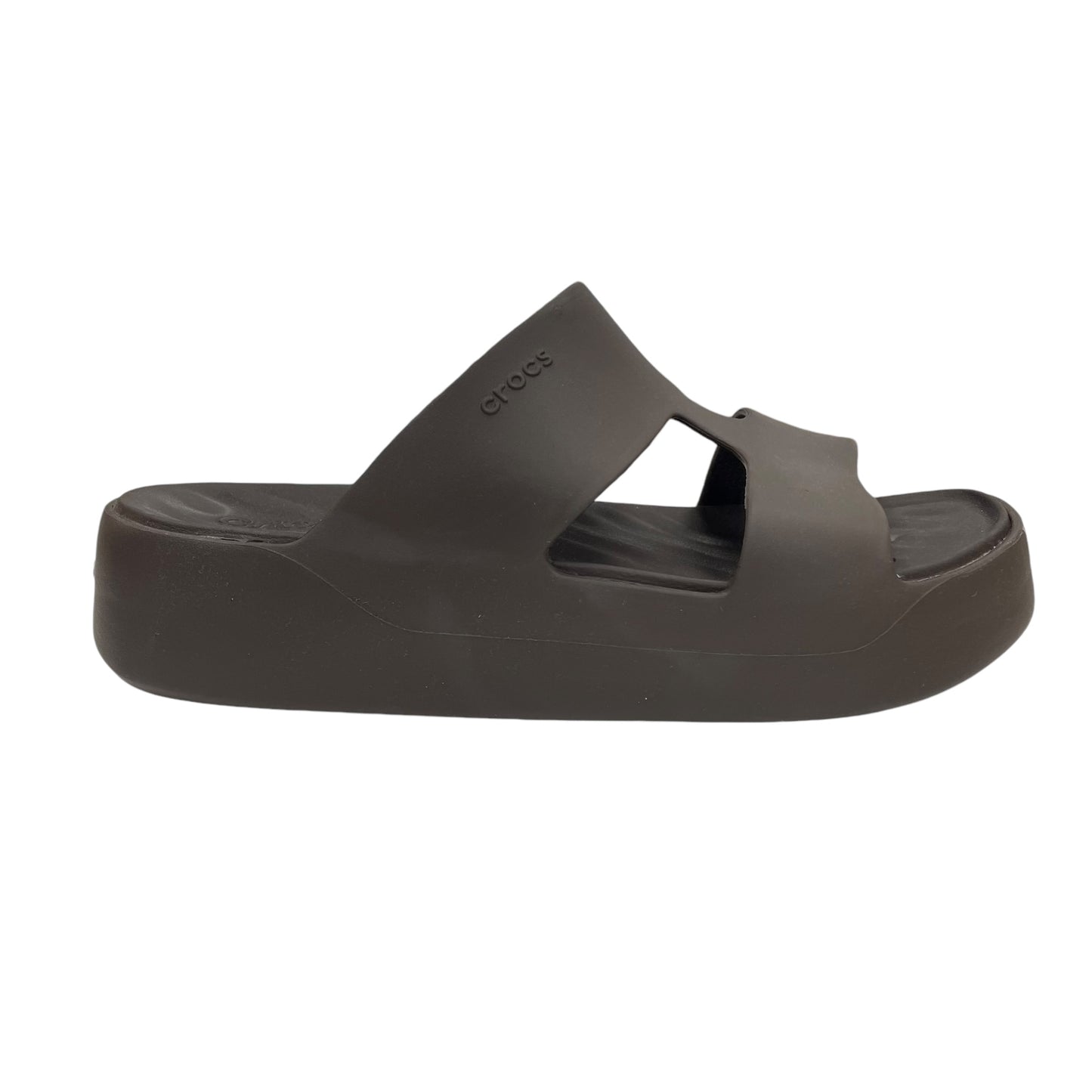 Sandals Flats By Crocs In Brown