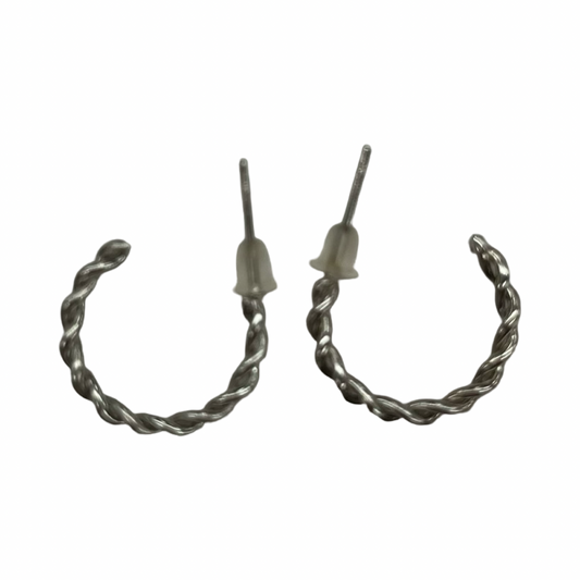 Earrings Hoop By Clothes Mentor In Silver