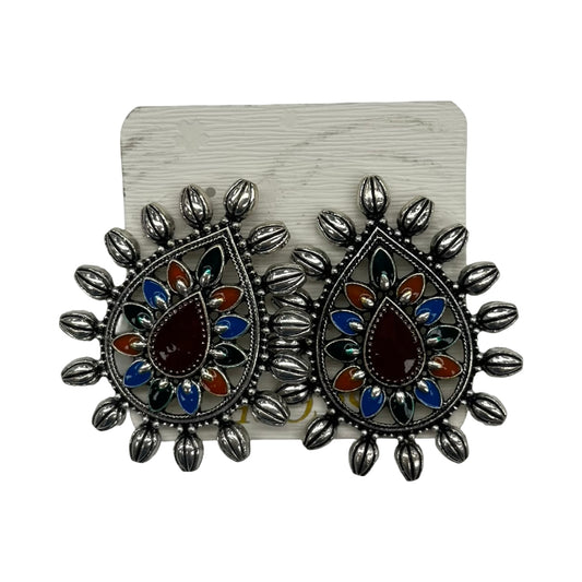 Earrings Statement By Clothes Mentor In Multi