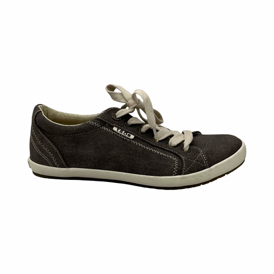 Shoes Sneakers By Taos In Brown, Size:7.5
