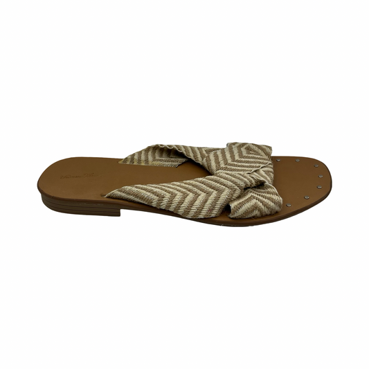 Sandals Flats By Universal Thread In Tan, Size:9