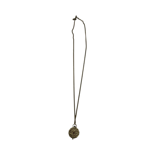 Necklace Pendant By Clothes Mentor In Gold