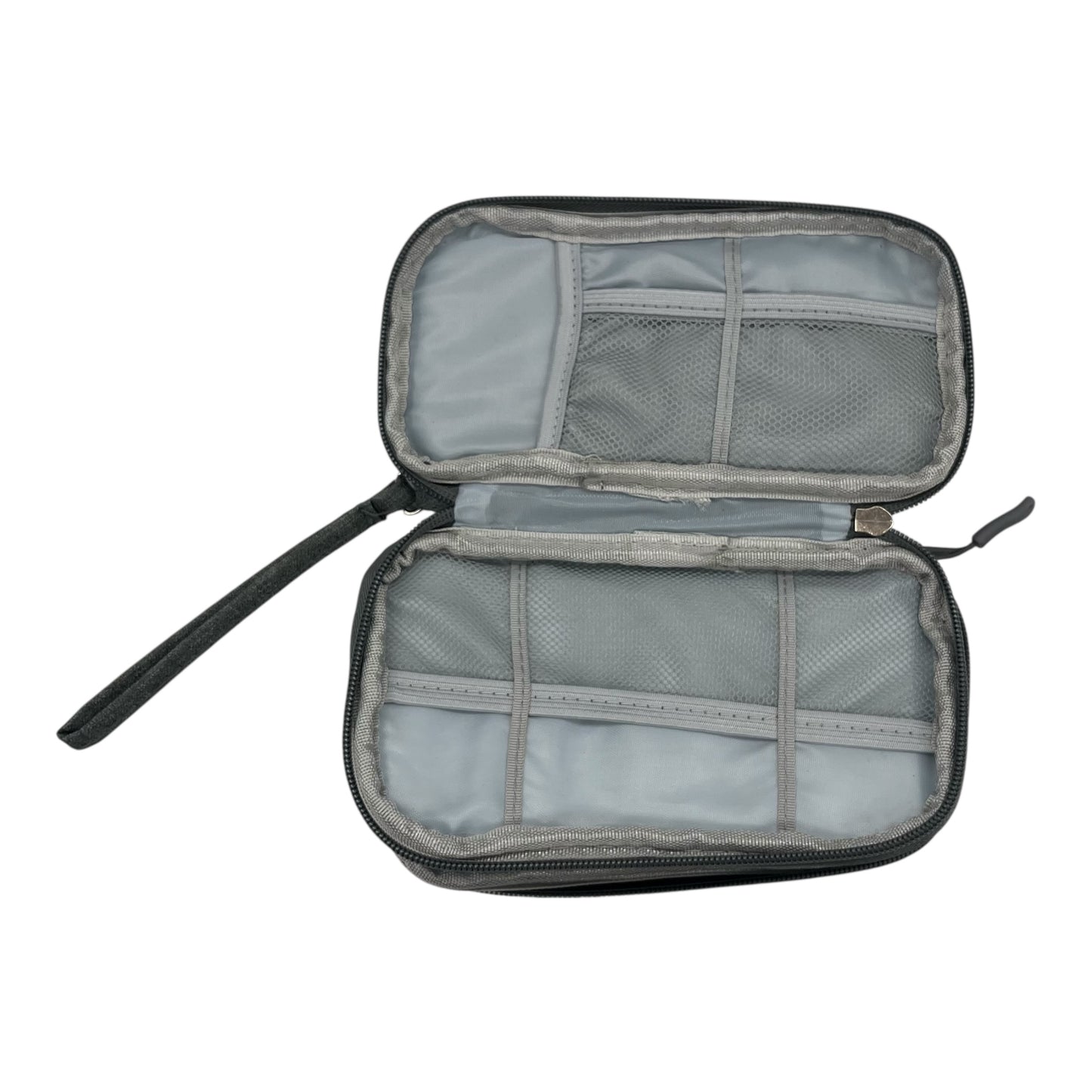 Accessory Label By Clothes Mentor In Grey