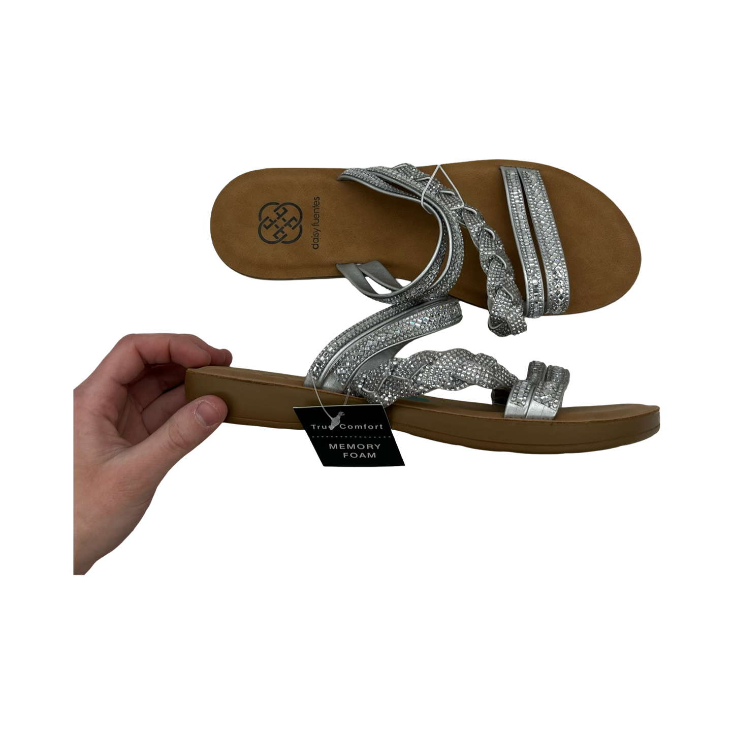 Sandals Flats By Daisy Fuentes In Silver, Size:7.5