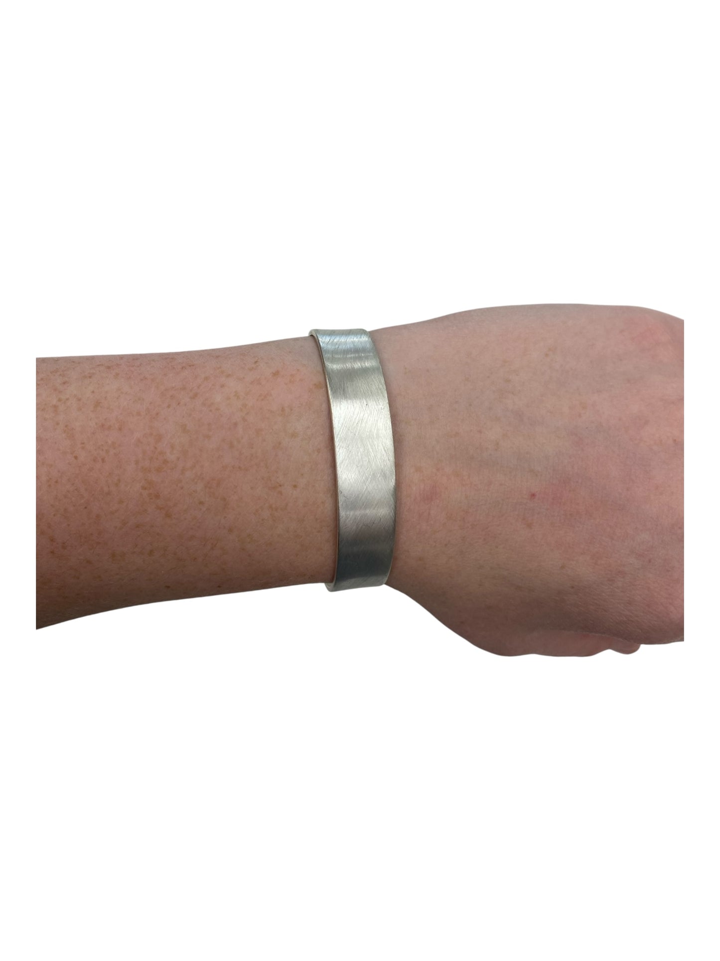 Bracelet Cuff By    Clothes Mentor In Silver