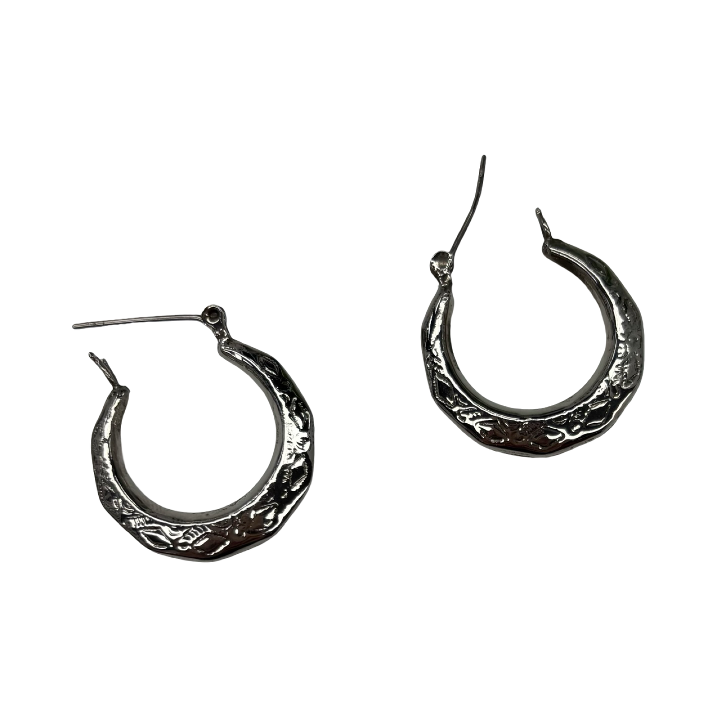 Earrings Hoop By Clothes Mentor In Silver