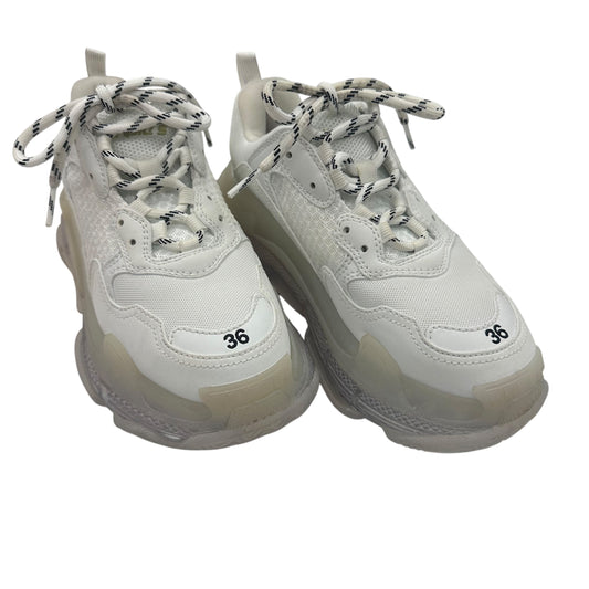 Shoes Luxury Designer By Balenciaga In White, Size:6