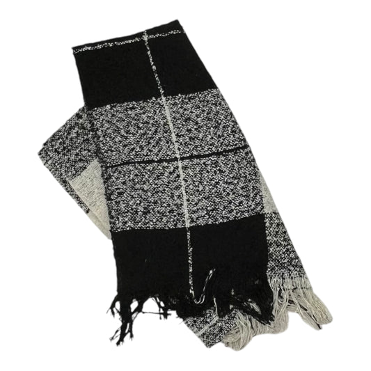 Scarf Long By Clothes Mentor In Black & Cream