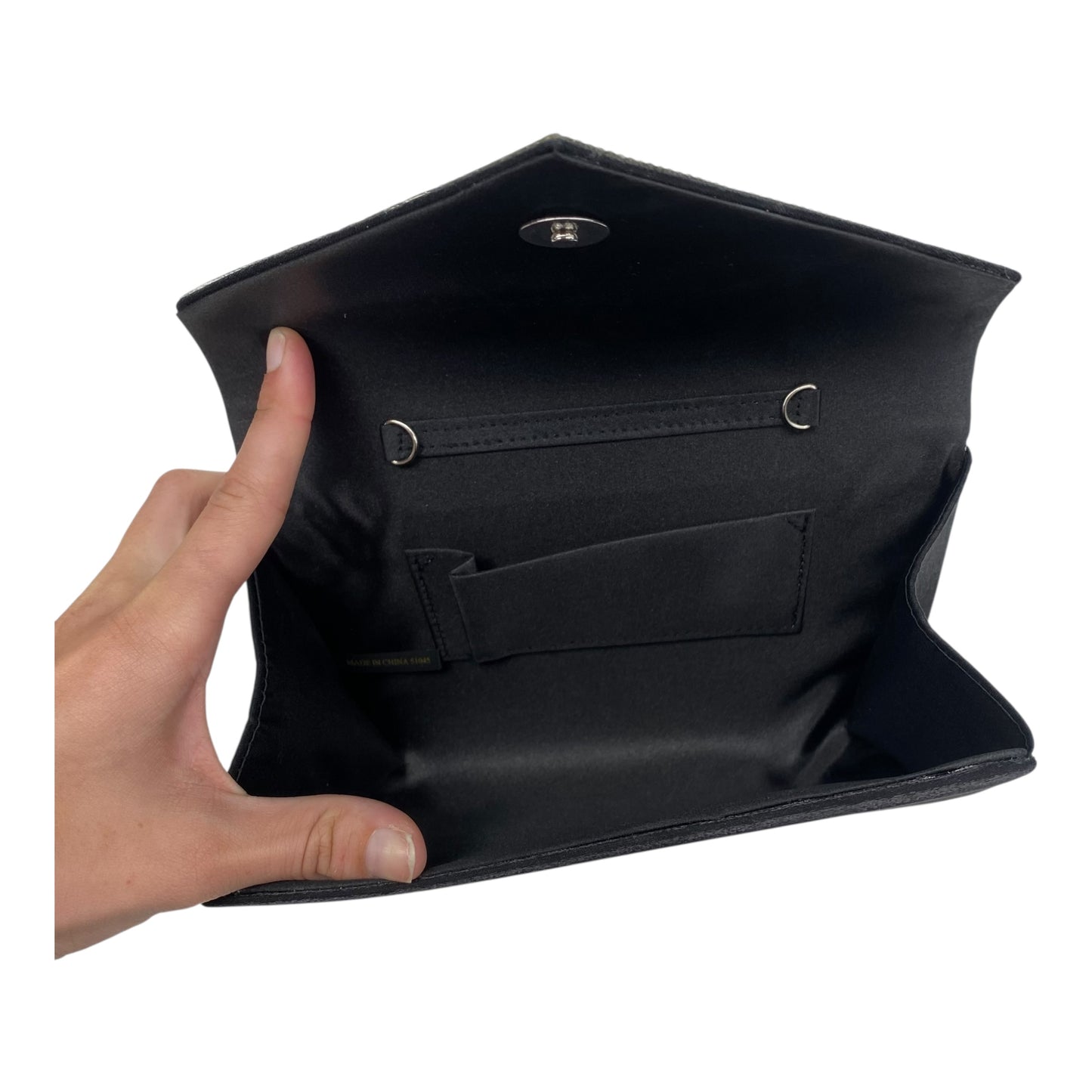 Clutch By Clothes Mentor In Black & Silver, Size:Medium