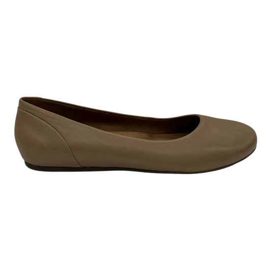 Shoes Flats By Clothes Mentor In Brown, Size:9
