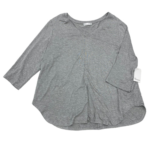 GREY TOP 3/4 SLEEVE by 89TH AND MADISON Size:XL