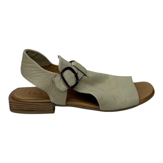Sandals Flats By Bueno In Cream, Size:7.5